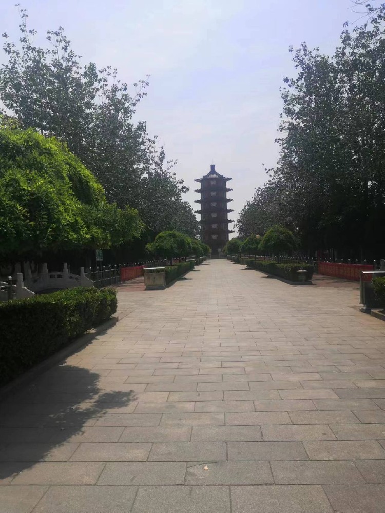 永安陵公墓-永安陵人文纪念园古典的建筑风格解析